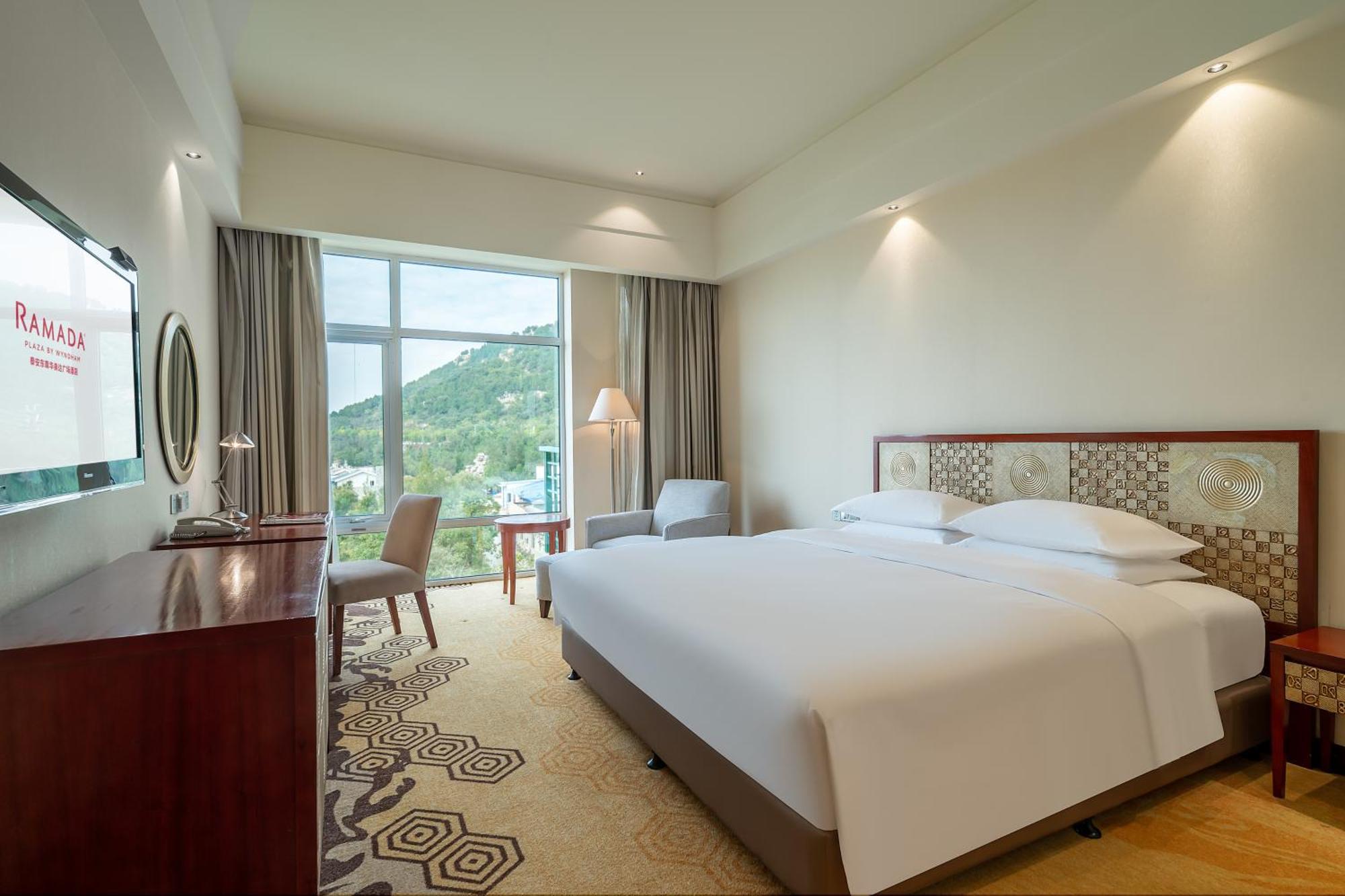 Ramada Plaza By Wyndham Taian Hotel Tai'an  Exterior foto